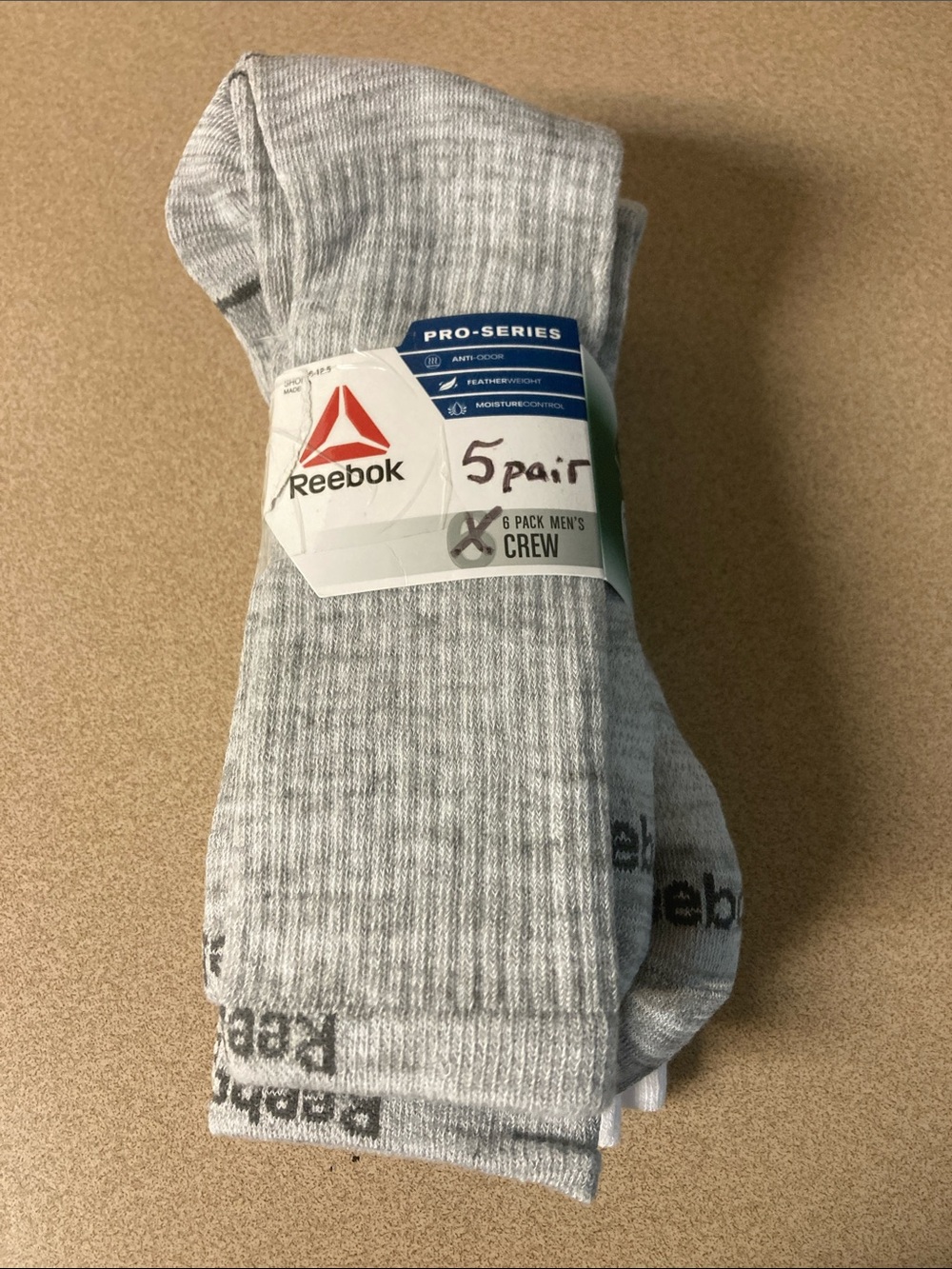 Reebok Men’s Crew Athletic Socks in Light Gray and white (5 Pack)
